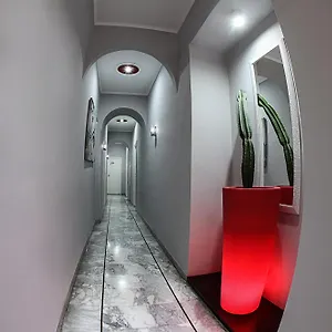 H Boutique *** Neapel